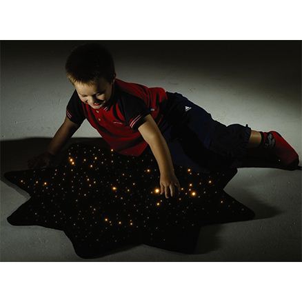 Koberec s optickými vlákny a koberec ve tvaru hvězdy